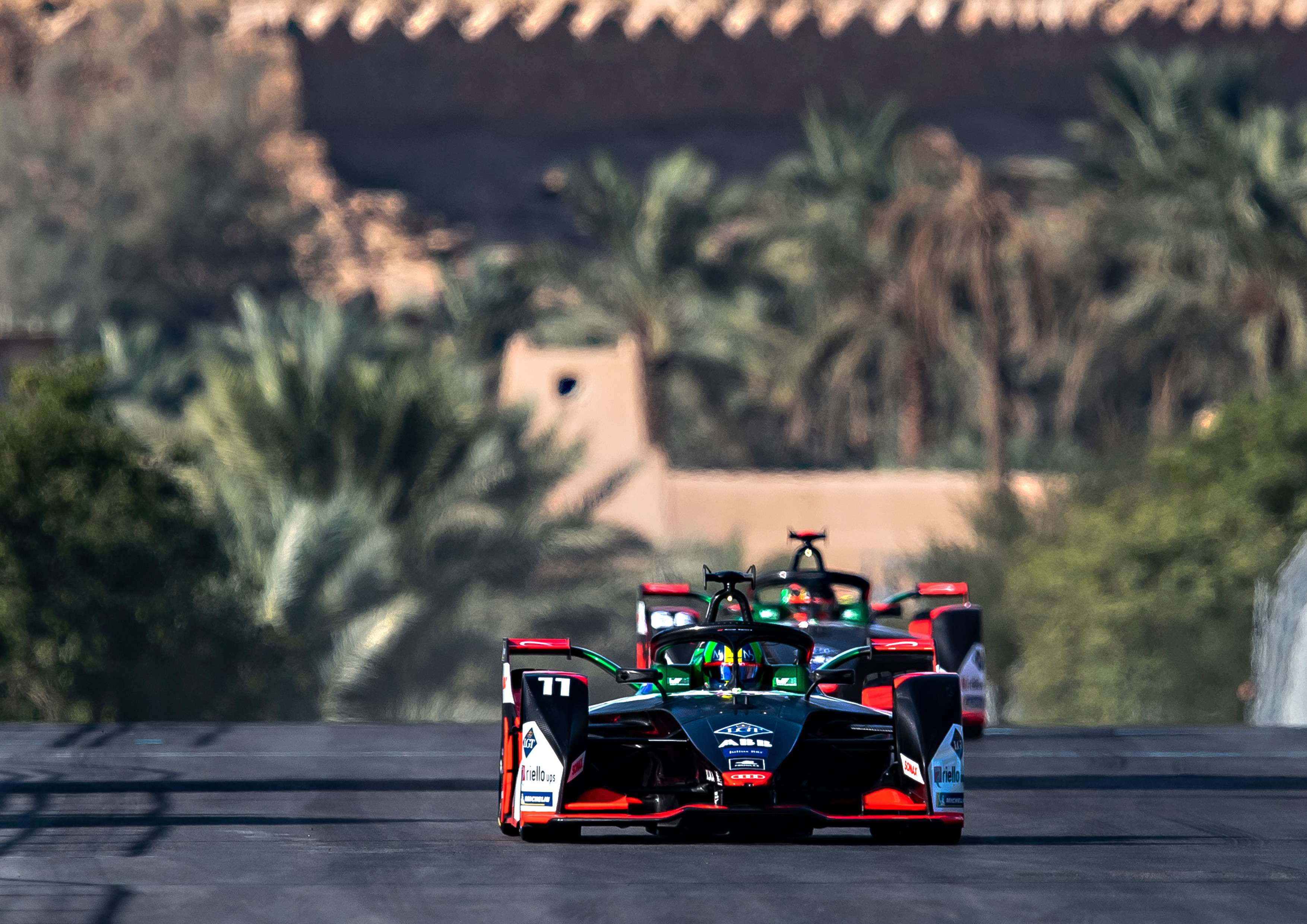 لوكاس دي جراسي يحلّ ثانياً في سباق فورمولا إي الرياض