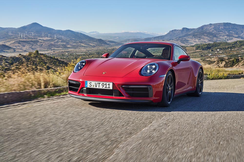 خصائص جديدة تزيدها تميزاً وديناميكية أكثر من أي وقت مضى: طرازات ‎‎911 GTS‎ الجديدة من بورشه
