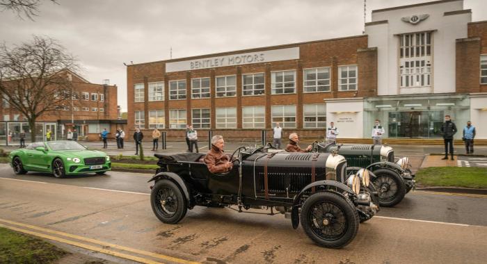 Bentley Motors تحتفل بافتتاح حرمها الجديد الذي يرسي الأسس لاستراتيجية Beyond100