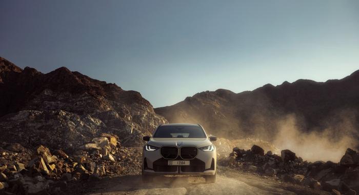 BMW X3 M50: قوة الأداء وحبّ المغامرة