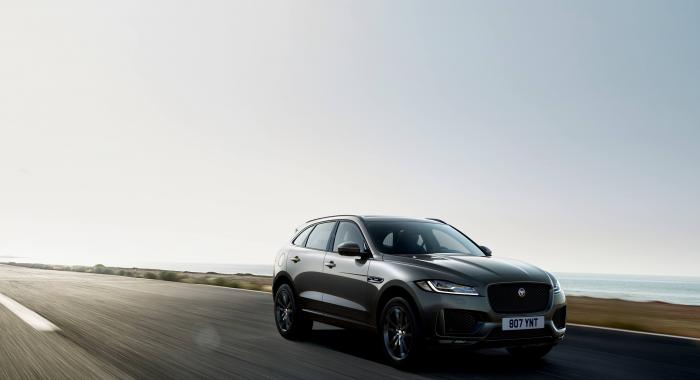 جاكوار F-PACE: إطلاق نسختي "300 SPORT" و "CHEQUERED FLAG"