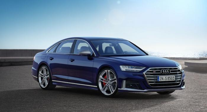 سيارة Audi S8 الجديدة متوفرة الآن في الشرق الأوسط: أداء فائق يتوّج الفئة الفاخرة