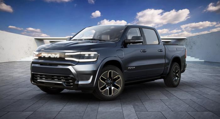 شاحنة Ram 1500 REV الجديدة كلياً والكهربائية بالكامل تستهل مشوارها أثناء موسم Big Game